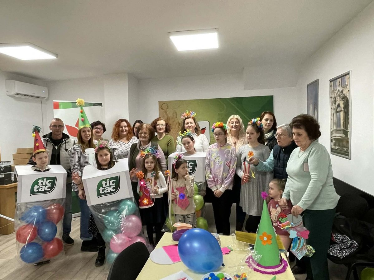 Să vină Fărșangul, măștile sunt pregătite! 