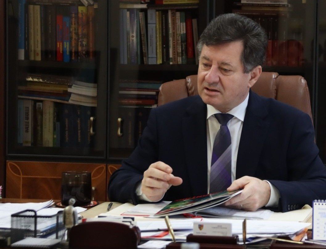 Președintele Consiliului Județean a inițiat un program pentru susținerea familiilor cu condiții financiare grele