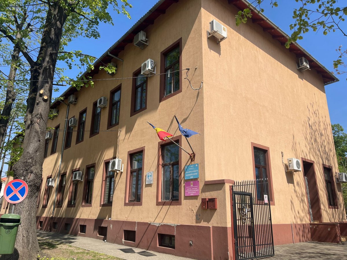 Programul Educaţie şi Ocupare: „Prevenirea părăsirii timpurii a școlii și creșterea accesului și a participării grupurilor dezavantajate la educație”