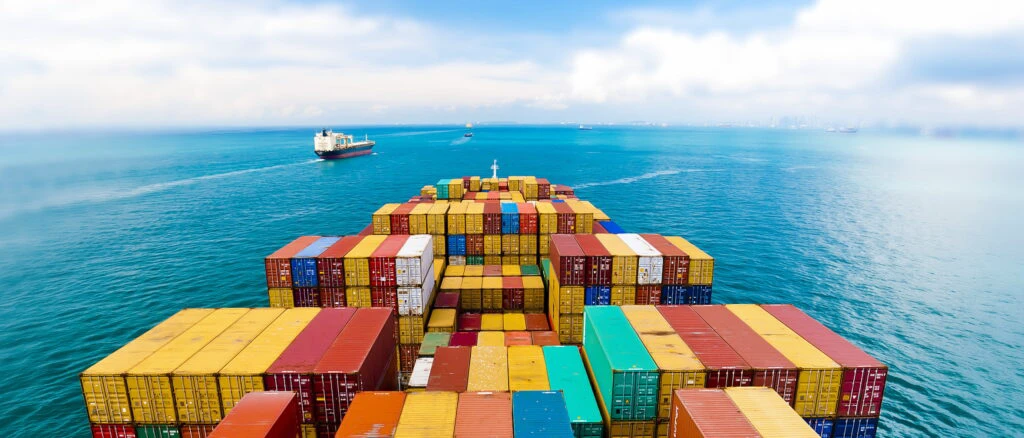 Război în Orientul Mijlociu. Iranul acuză SUA de atac asupra unei nave în Golful Oman și amenință cu repersalii