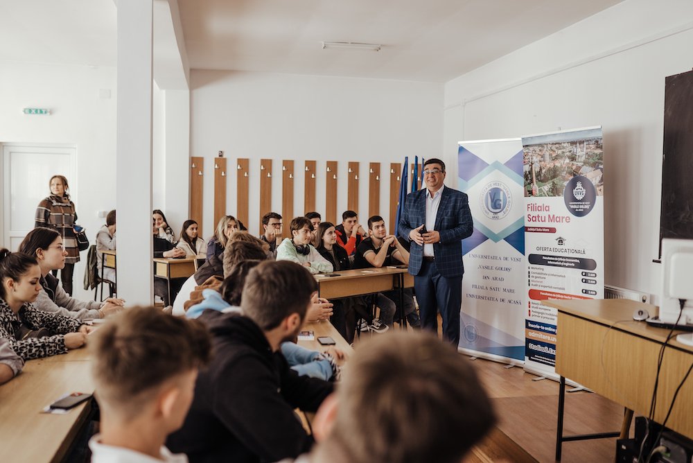 Program de masterat nou la UVVG!