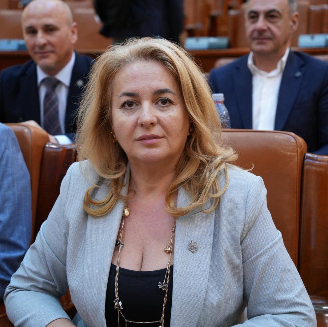 Programul „Femeia Antreprenor” a fost reluat: finanțări de până la 200.000 de lei