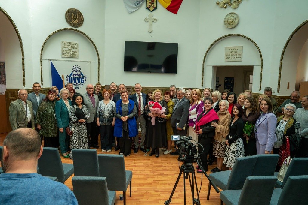 Dialogurile Universitare by UVVG, la a XIV-a ediție „Unde ne sunt mironosițele? În căutarea Sensului Pierdut”