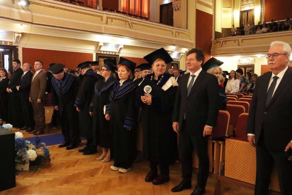 Iustin Cionca, la deschiderea Zilelor Academice Arădene:  „Universitatea de Vest «Vasile Goldiș» a reprezentat pentru mulți tineri din regiune șansa accesului la educație superioară de calitate” (FOTO)