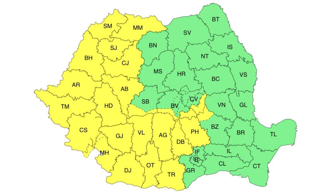 Aradul - sub cod galben de instabilitate atmosferică: ploi torențiale, vânt puternic și răcirea vremii