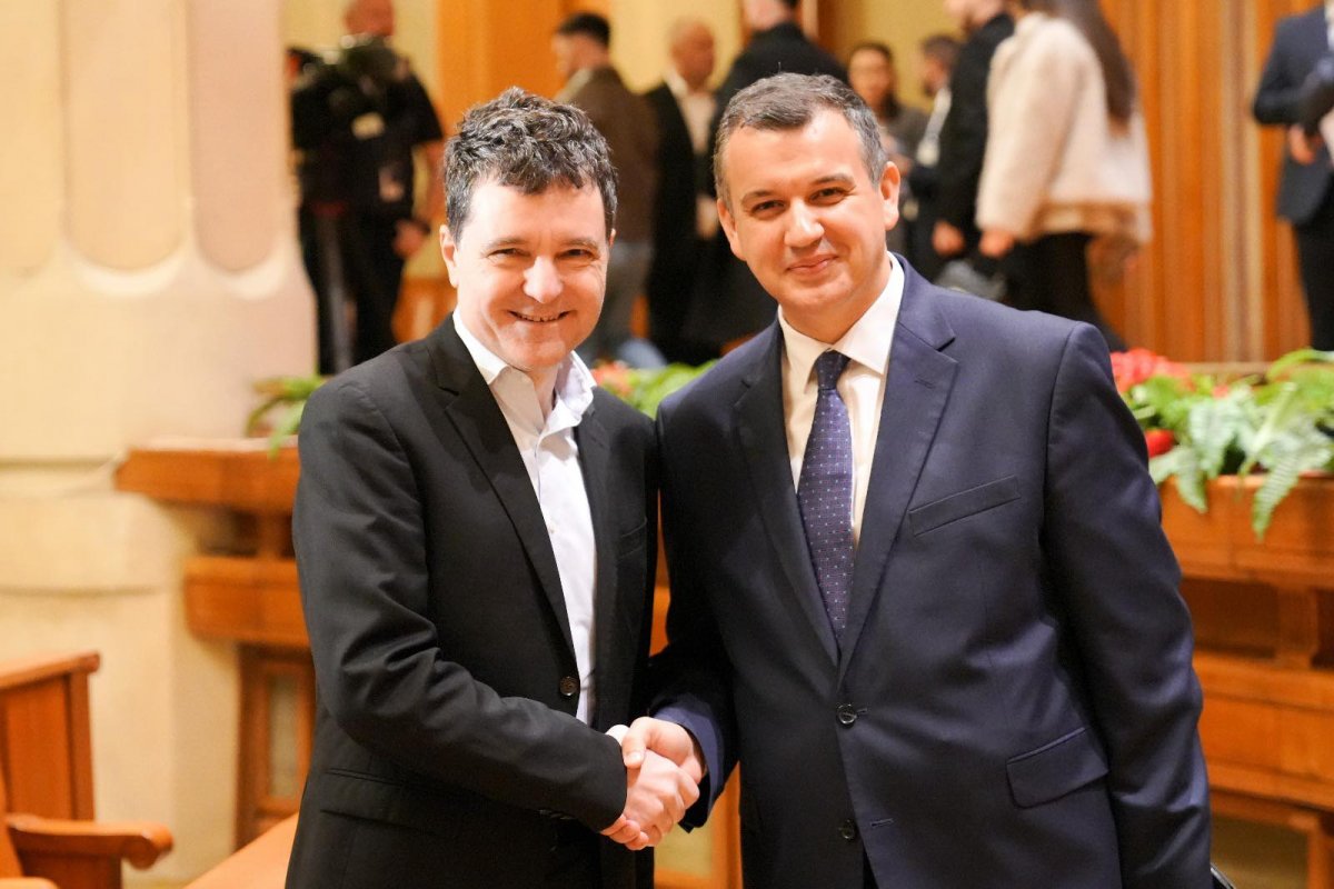 Președintele analizează mai multe scenarii pentru noul Executiv, cu Tomac favorit