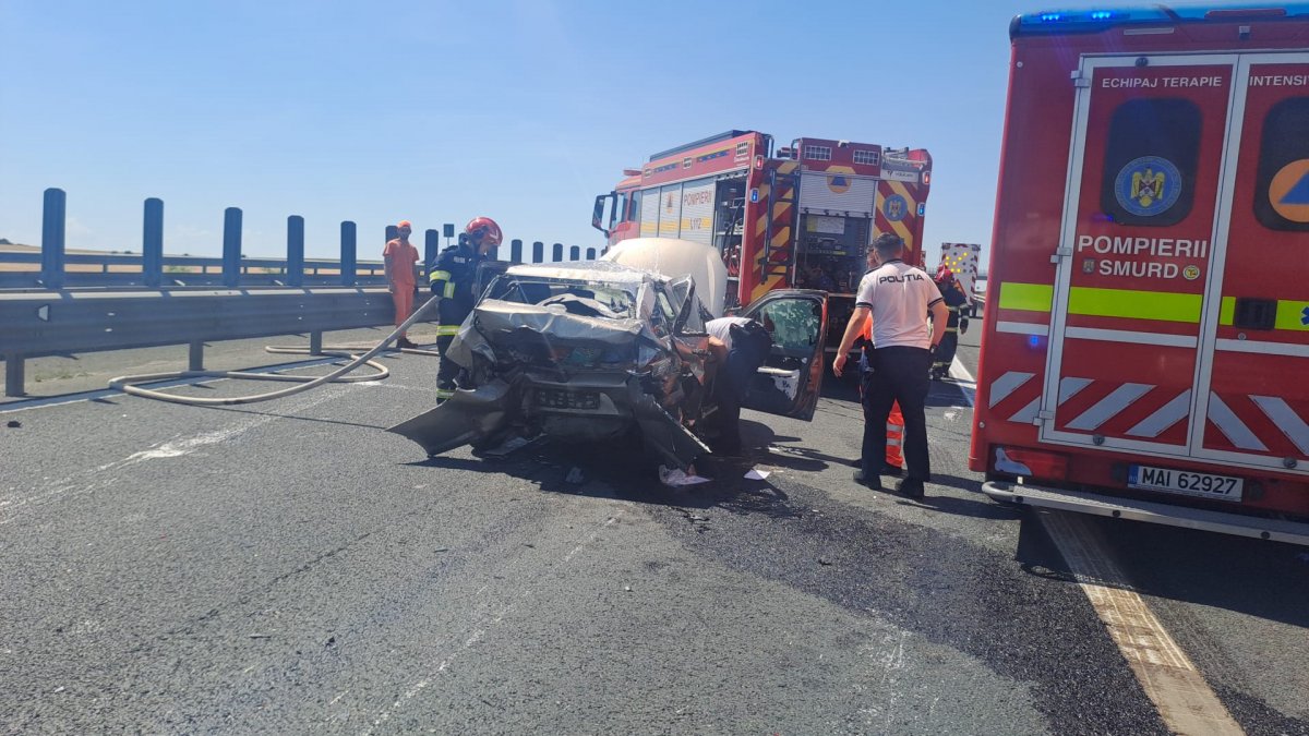  Accident rutier cu două autoturisme pe Autostrada A1, sensul de mers Arad - Timișoara