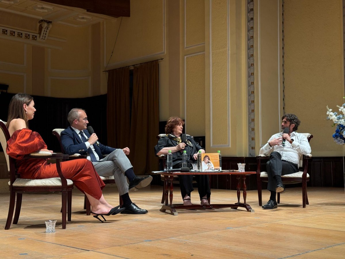 „Dialogurile Universitare by UVVG” au adus în prim-plan o temă care privește viitorul demografic al României: nașterea, între minune și știință