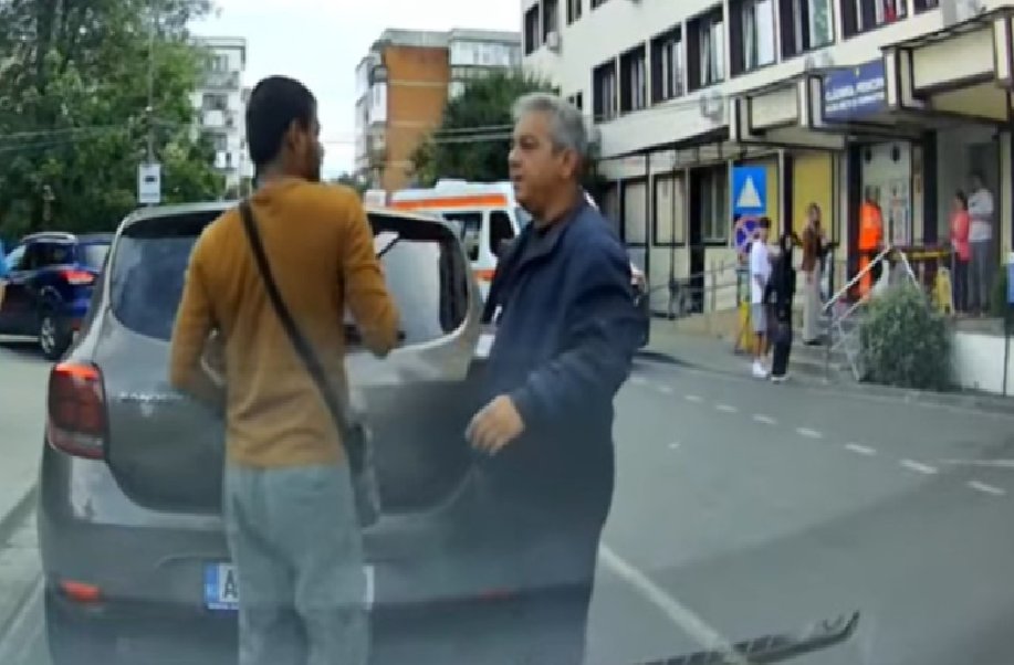 Livrator din Sri Lanka agresat de un paznic de la Județean