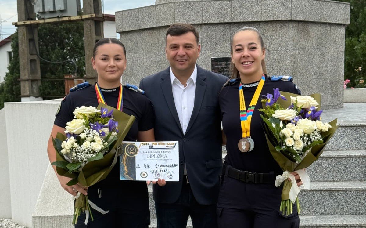 Două sportive care reprezintă Jandarmeria, felicitate de vicepreședintele CJA Sergiu Bîlcea