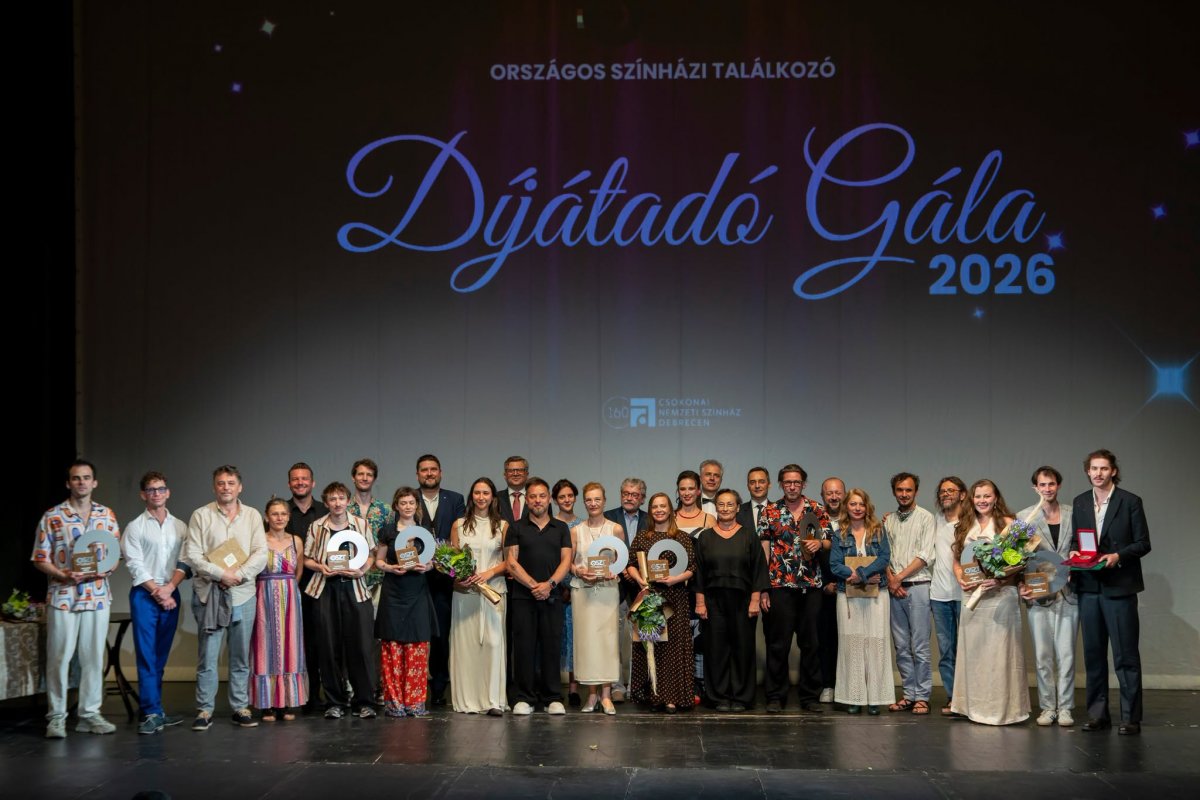Festivalul Național de Teatru Ungaria – un nou premiu pentru Compania de Teatru „Aradi Kamaraszínház” și pentru actorul Attila Harsányi