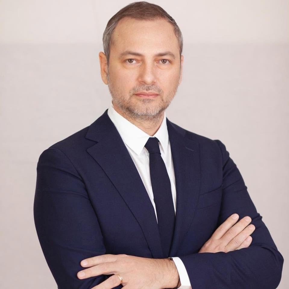 Dan Motreanu, despre jocurile politice de astăzi: „În laboratoarele unde se coc marile strategii politice, apare soluția salvatoare, cel agresat trebuie să îl susțină necondiționat pe agresor”