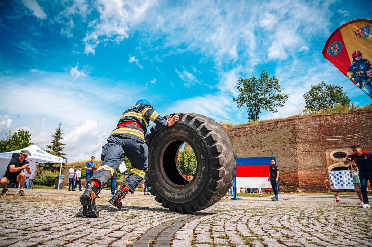Rezultat remarcabil pentru ISU Arad la etapa națională a competiției „Cel mai puternic pompier”