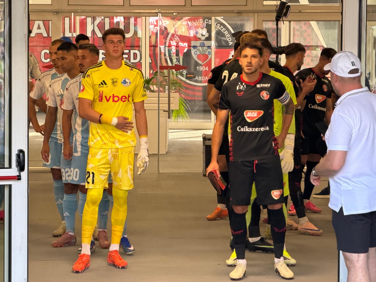 Corvinul explodează la debutul în Superliga - trei goluri în opt minute (FOTO)
