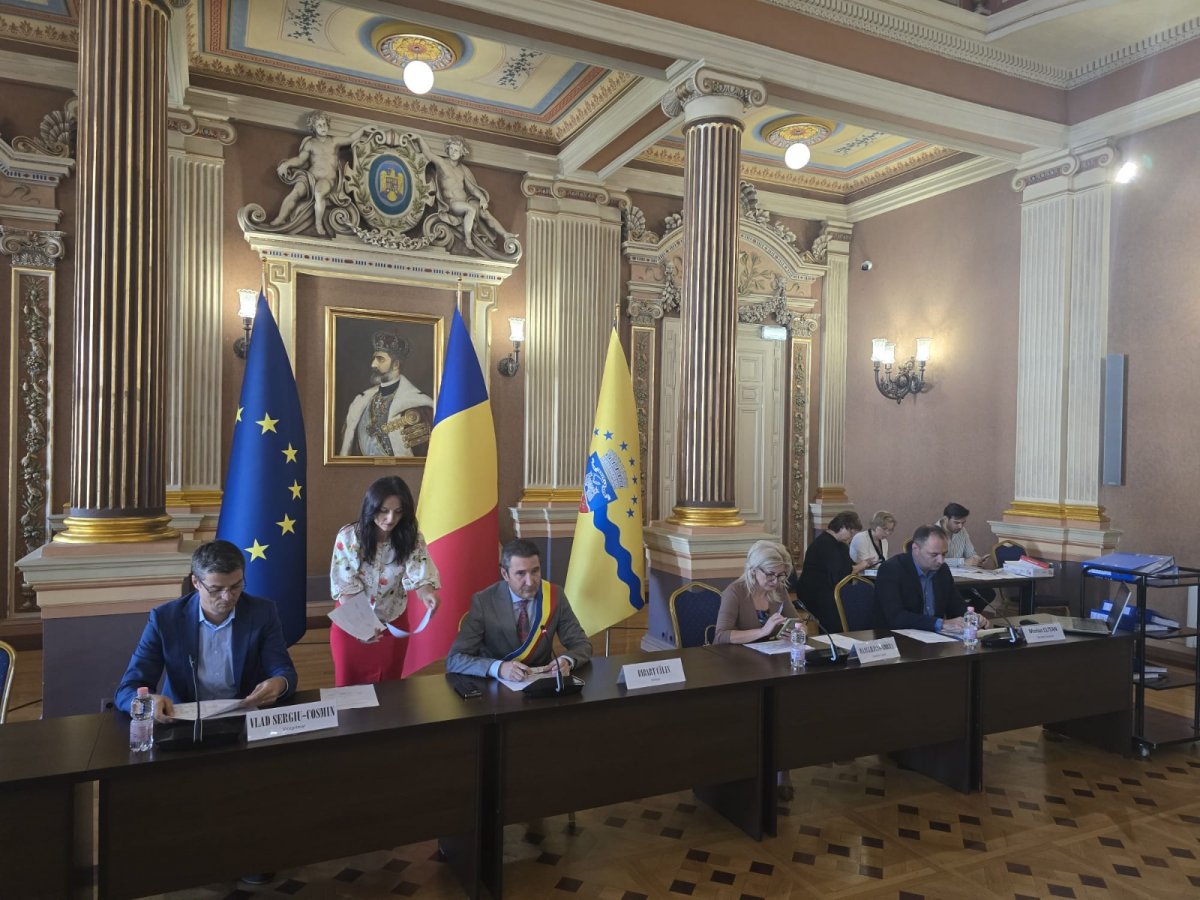 Coralia Cotoraci și Florin Mariș au renunțat la mandatele de consilieri municipali în urma modificărilor legislative de ultim moment