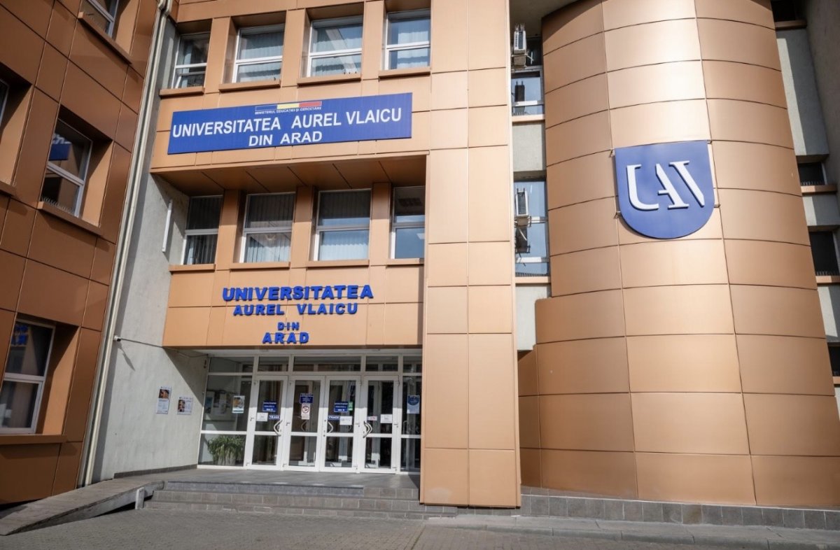 O nouă sesiune de admitere la Universitatea „Aurel Vlaicu”