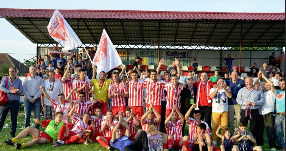 Campionii Aradului pregătesc barajul: Gloria Lunca Teuz Cermei - UTA 2000 6-2