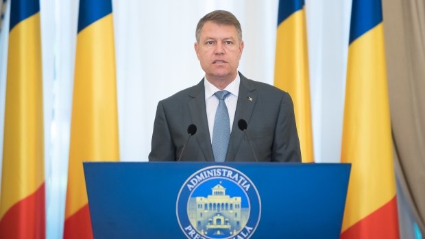 Klaus Iohannis împlineşte astăzi 57 de ani