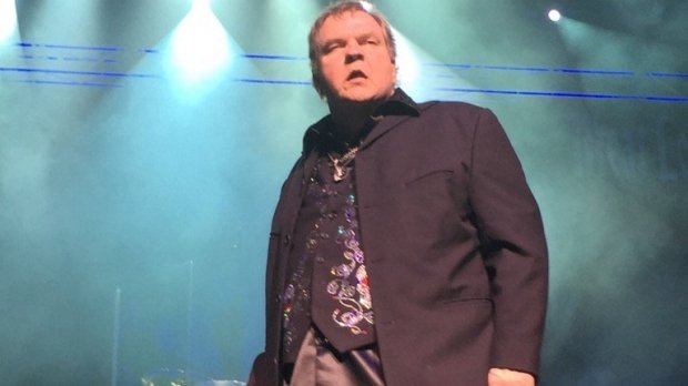 Meat Loaf s-a prăbuşit pe scenă în timpul unui concert, în Canada. Starea sa este critică VIDEO