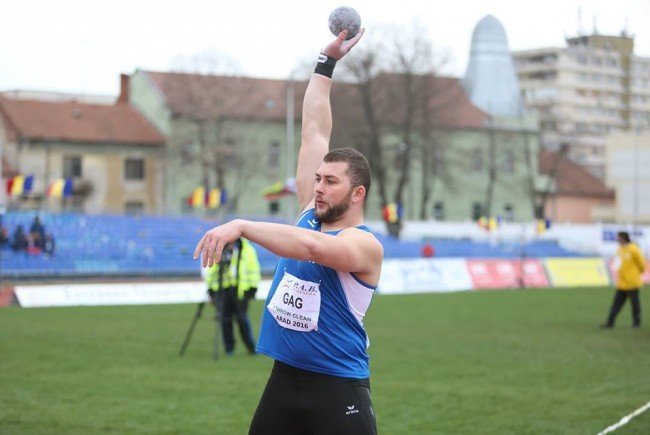 Peste 100 de sportivi români vor fi prezenţi la Rio