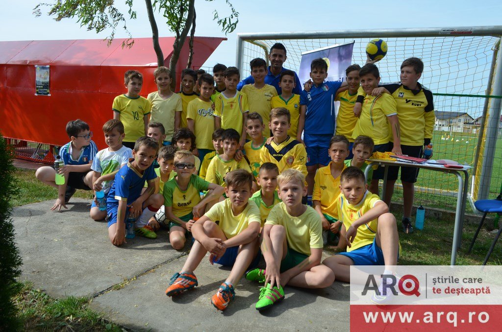 Școala de fotbal TetraBrazil și-a deschis porțile la Arad