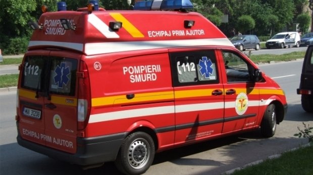 PATRU persoane au MURIT din cauza caniculei. Peste 1.500 de solicitări la Ambulanţă, în 24 de ore