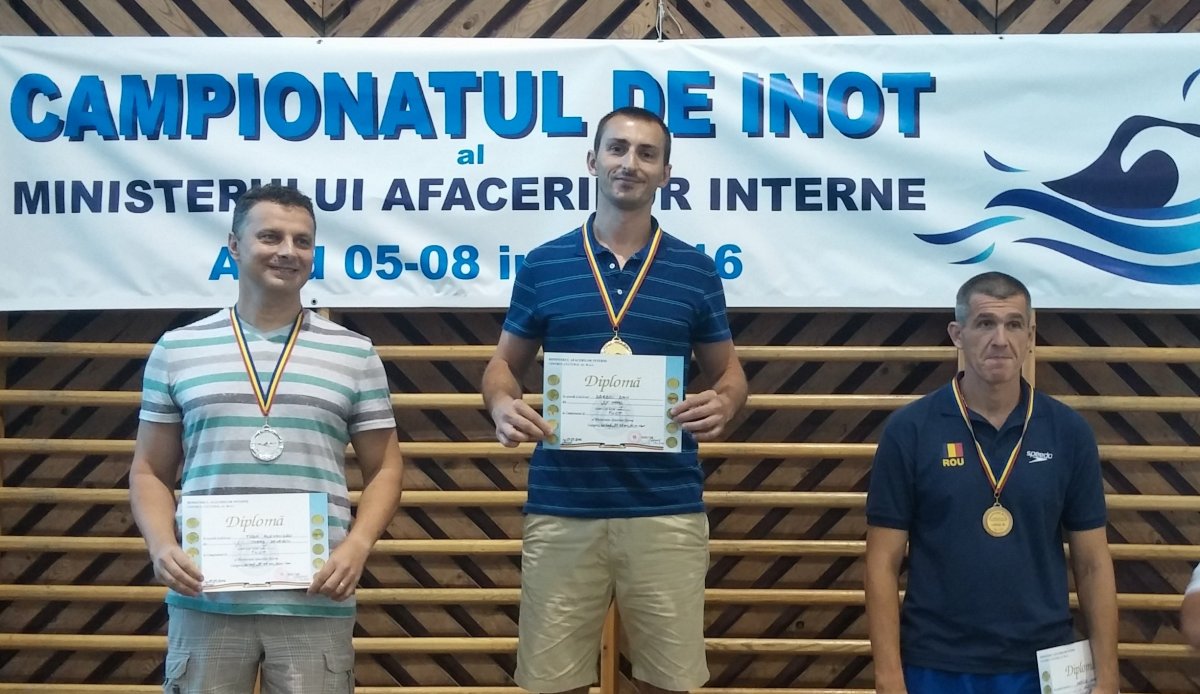 Locul I la campionatul de înot, ocupat de un jandarm arădean