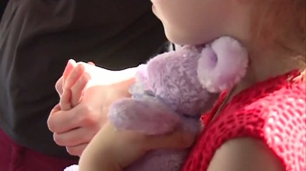 Fiica lui Dan Condrea face mărturisiri dureroase. Cum îşi MALTRATA fetiţa patronul Hexi Pharma VIDEO