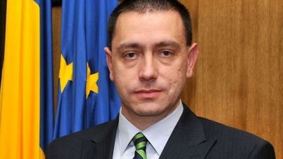 Mihai Fifor i-a abandonat pe cei care l-au făcut senator în 2012. Va face la fel și cu arădenii?