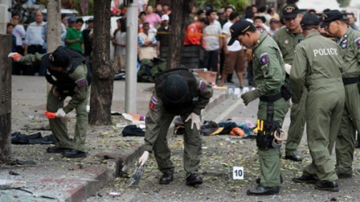 Mai multe bombe au explodat într-o staţiune din Thailanda. Patru morți, zeci de răniți