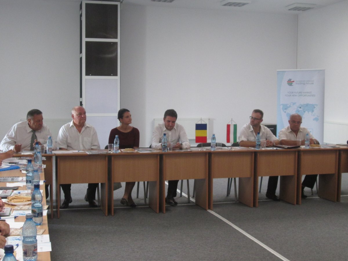 Asociaţiile de prietenie din Arad şi Gyula s-au întâlnit cu ocazia Agromalim