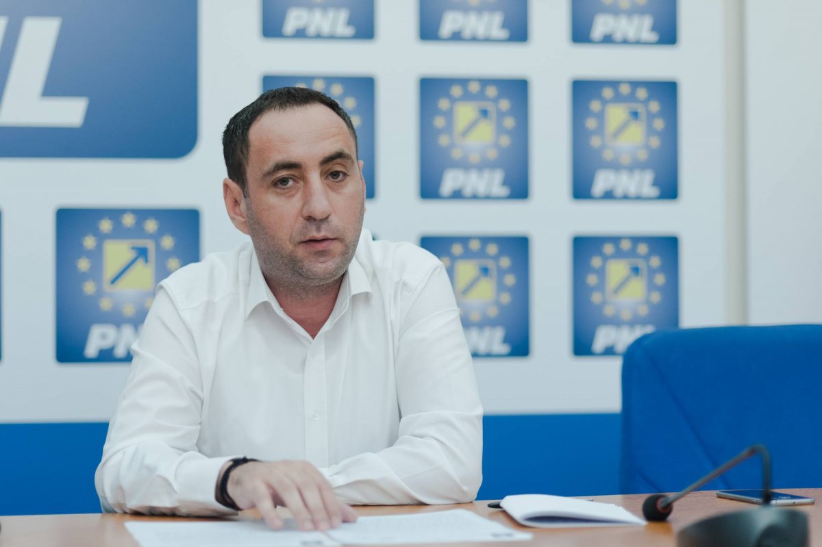 Tipei (PNL): Opoziția ce face pentru Arad?