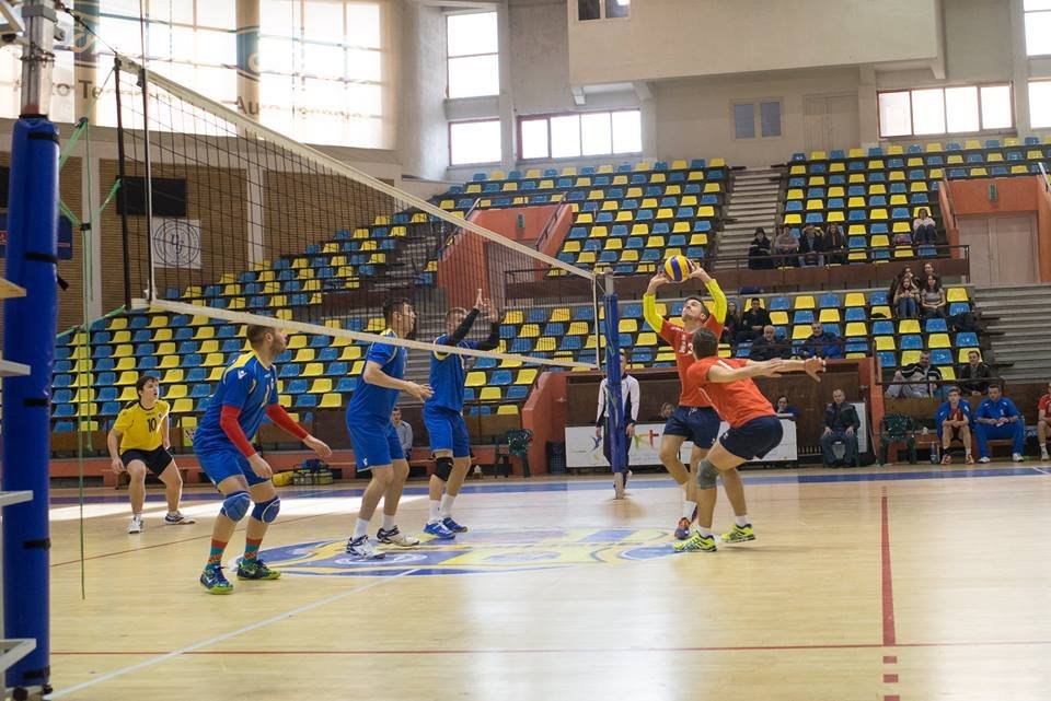 Un pic de extaz, dar un final agonizant: UVVG ProVolei Arad - CS Bega Timişoara 2-3