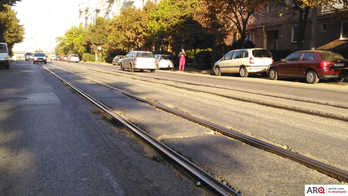 FOTO | Uite cum arată strada Voinicilor! Primăria anunță că va trece la reparații în această toamnă