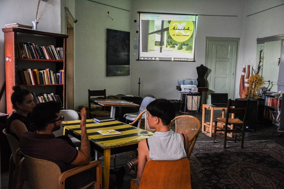 KineDok începe la Arad cu filmul leton ”Tatăl meu, bancherul”