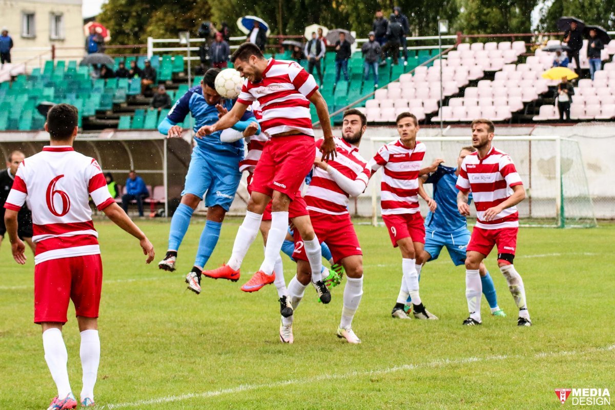 Liderul adânceşte criza alb-roşie: UTA - Juventus Bucureşti 0-1