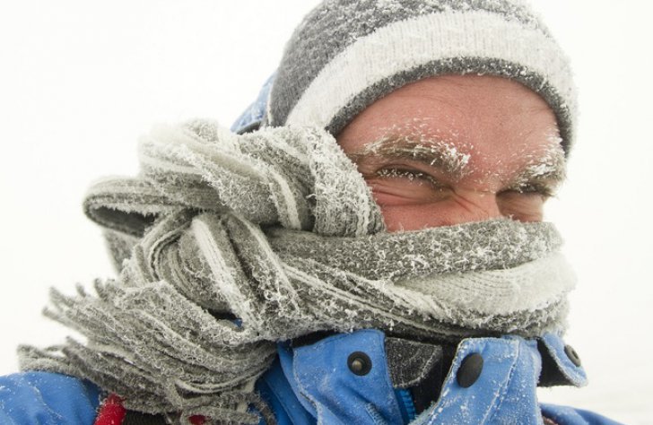 Informare METEO de ultimă oră: ploi torenţiale, vijelii periculoase şi ninsori