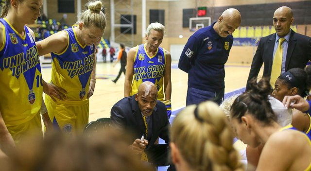 Nici sub Tâmpa: Olimpia Braşov - Univ Goldiş ICIM Arad 73-70