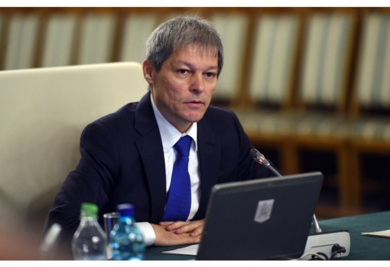 Platforma lui Dacian Cioloș atrage peste 10000 semnături în primele 2 ore