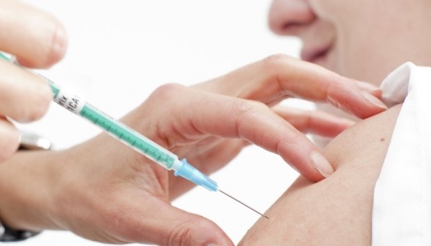 Ministrul Sănătăţii despre Legea vaccinării: Este o decizie pe care trebuie să ne-o asumăm ca Guvern