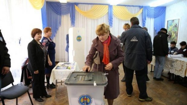 Alegeri Republica Moldova. Igor Dodon şi Maia Sandu se vor confrunta pe 13 noiembrie în al doilea tur de scrutin